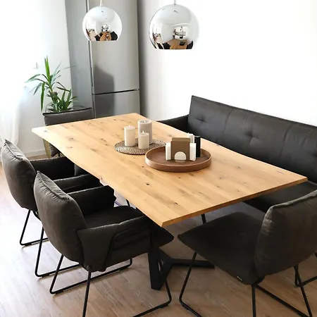 Neu Saniertes - 3 Schlafzimmer - Aussenbereich Hébergement de vacances Coblence