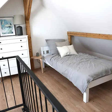 Neu Saniertes - 3 Schlafzimmer - Aussenbereich